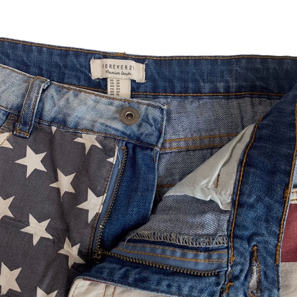 AMERICAN FLAG DENIM SHORTS - Picture 12 of 16